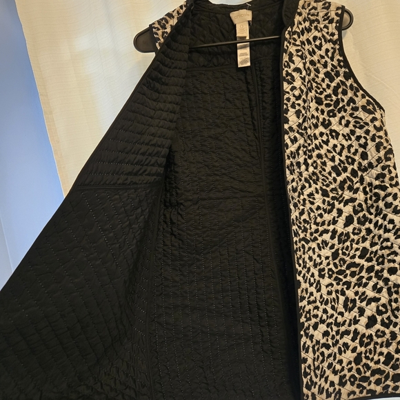 Chico's Black and Cheetah Quilted Tank Vest, Small, Size 0. Open Front. NWOT. - Picture 3 of 6